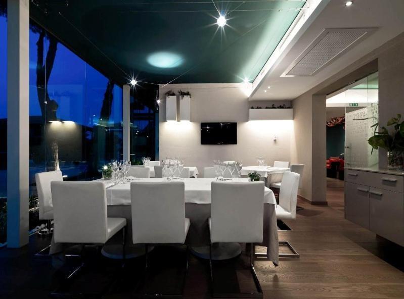 Locanda Ristorante 7 Mari Porto Viro Bagian luar foto