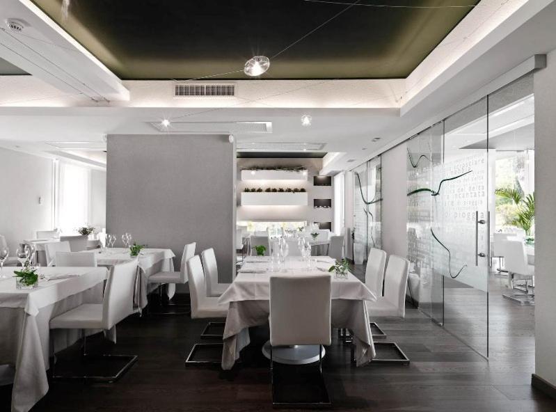 Locanda Ristorante 7 Mari Porto Viro Bagian luar foto